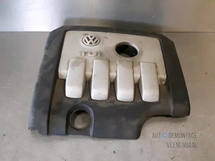 Engine protection panel Volkswagen Golf